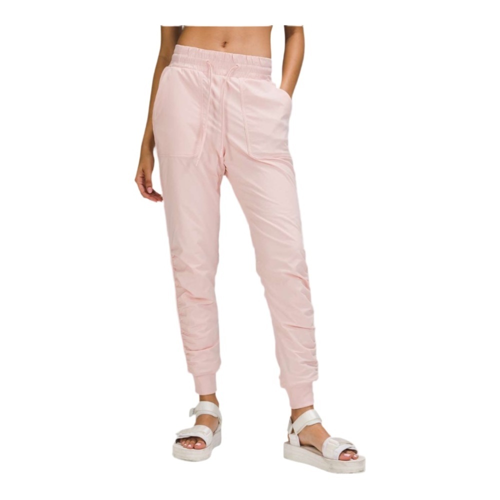 Lululemon Dance Studio Pink jogger EUC Size 4